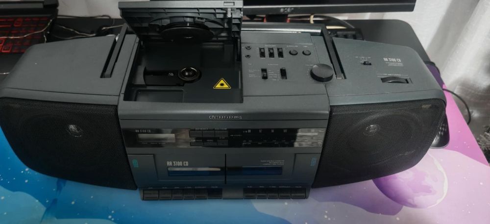 Radiocasetofon grundig