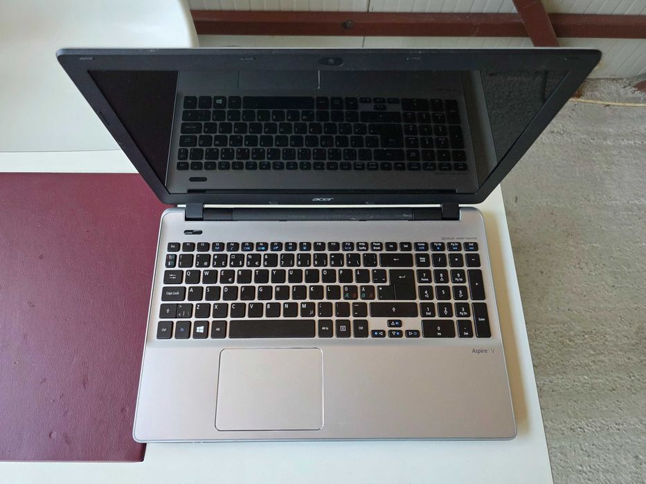 Laptop Acer Aspire V