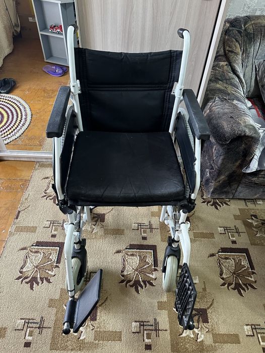 Инвалидной кресло