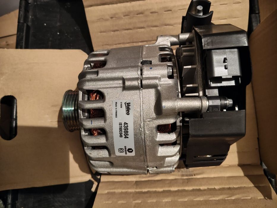 Alternator Peugeot Citroen 2.0 start stop mufa cu 5 pini