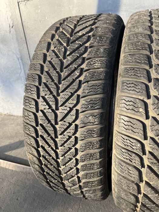 2 бр. зимни гуми 205/55/16 Debica 6+ mm DOT 3815