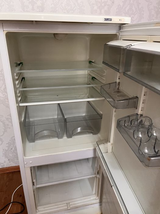 Продам холодильник