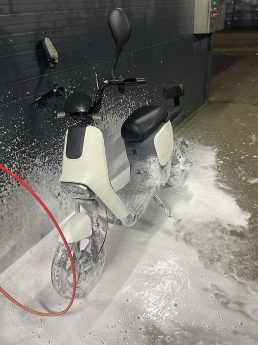 Vand scuter electric fara permis
