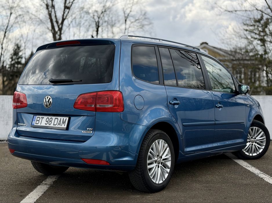 Vw touran 2015 automat