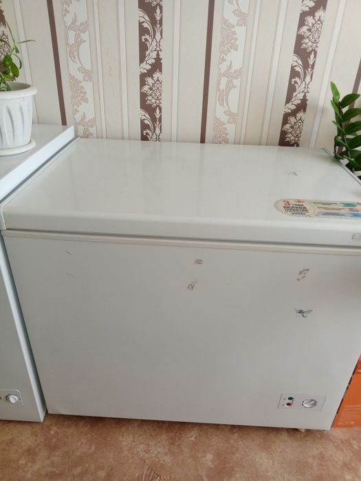Продам морозильную камеру