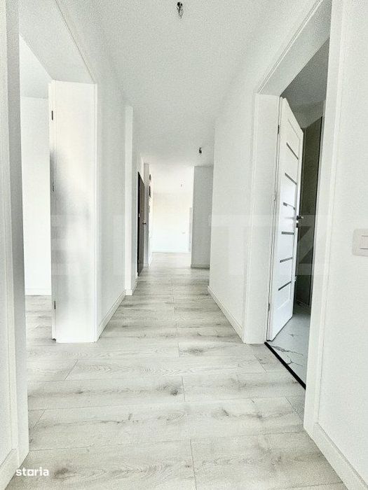 Apartament superb cu 3 camere, terasa + balcon, Torontalului