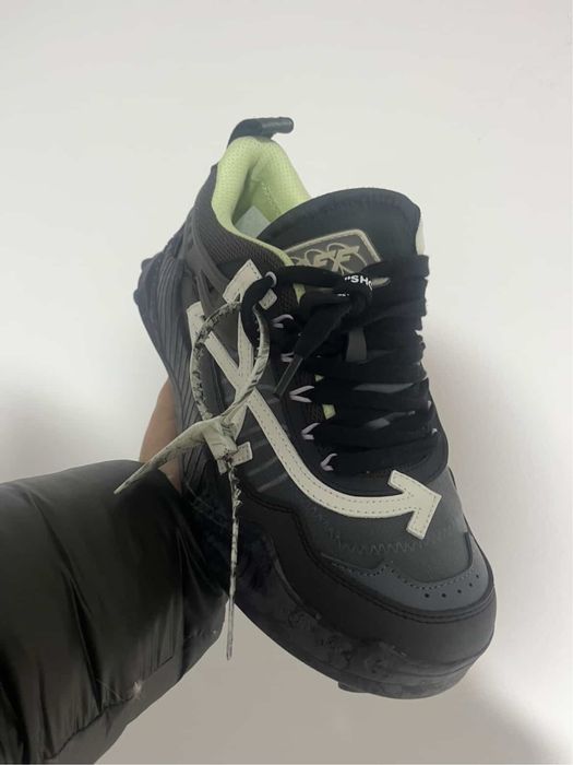 Vand Off white odsy(marimi 42,43)