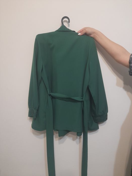 Продам костюм двойку 30 тысчи