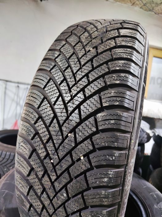 2 бр зимни 215/65/16 Nexen