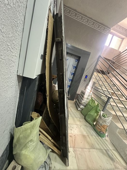 Входная дверь, эшик