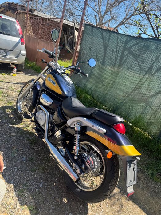 Aprlia 125/2T чопър