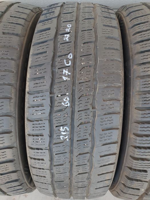 Зимни гуми за Бус 4 броя KUMHO Portran CW51 215 60 R17С дот 2720