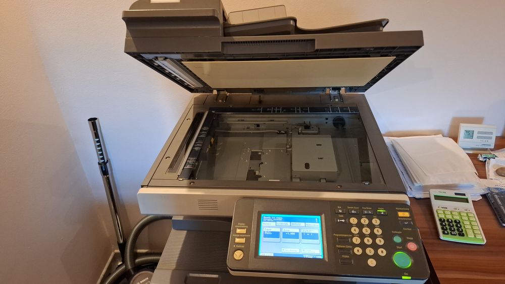 Vand multifunctionala Konica Minolta bizhub250