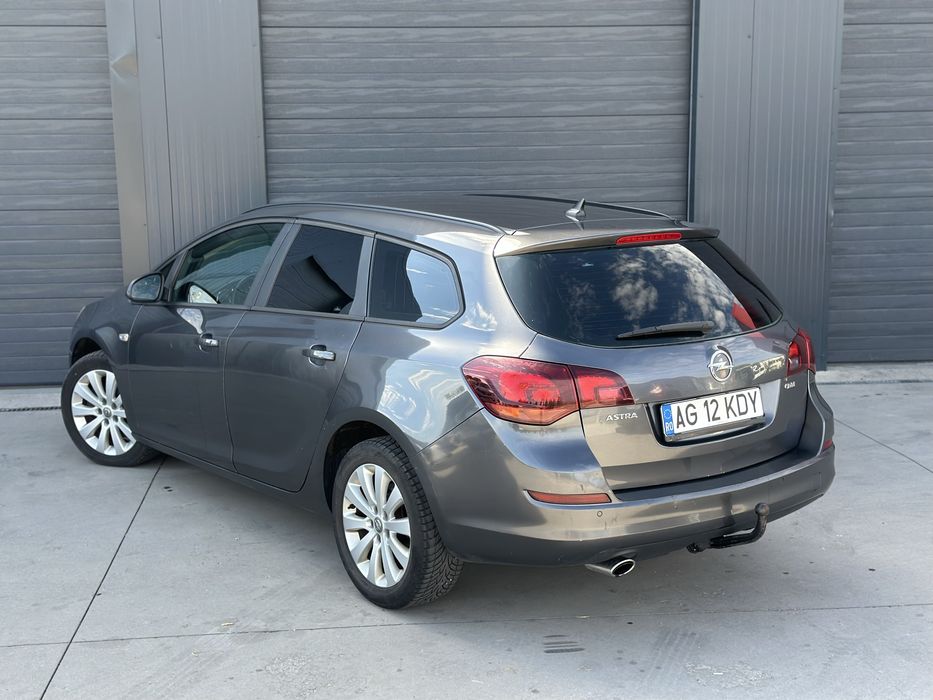 OPEL Astra 2011 — imagine 3