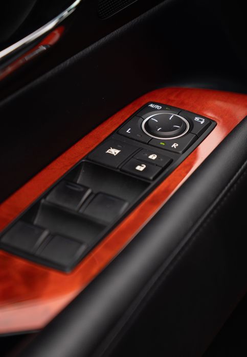 Lexus RX 350 • 3.5 V6 • Автоматик • Бензин + газ