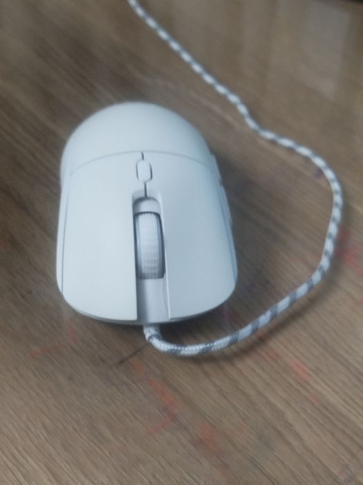 Проводная игровая мышка