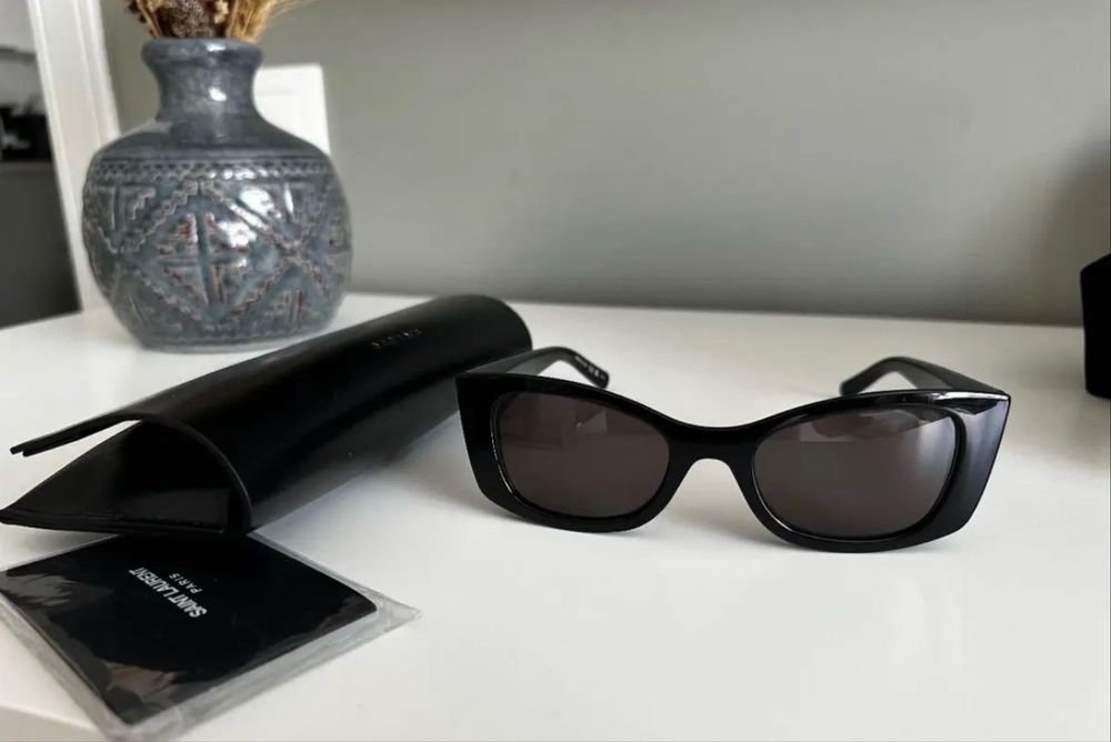 Новые очки Saint Laurent