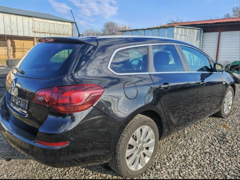 Opel Astra J 1.7 cdti 2012