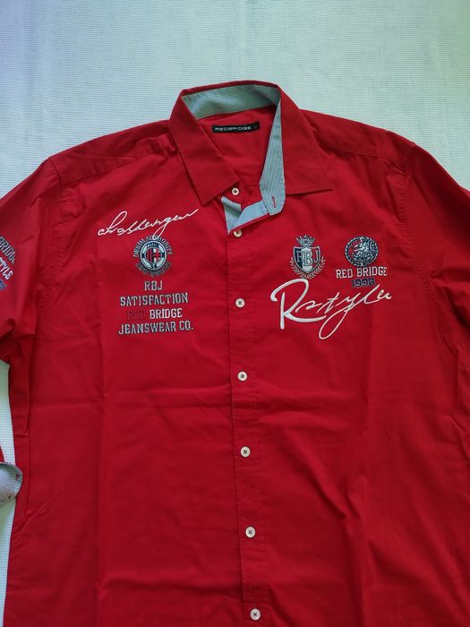 XL. Cămașă gen Camp David.