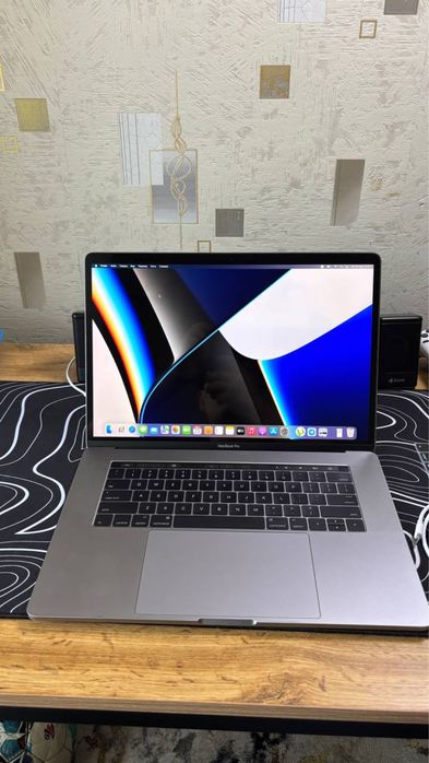 MacBook Pro xolati ideal