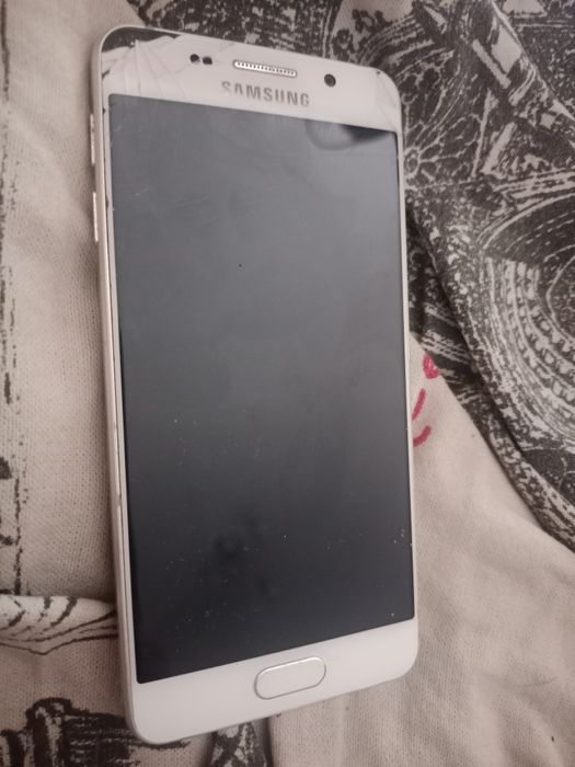 Смартфон Samsung