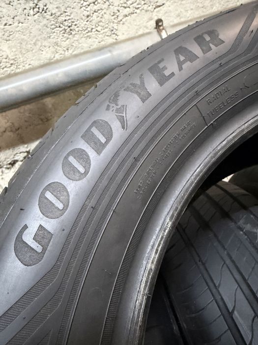 235/60/18 GoodYear 4бр дот23