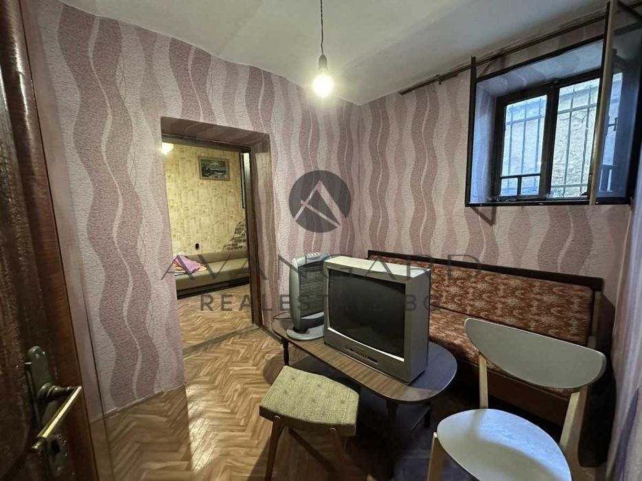 Продава се Етаж от къща в Пловдив, Център - 111 кв.м за 2253 €/кв.м - Снимка #3