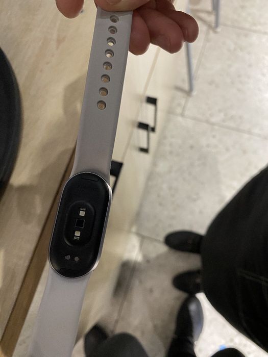 Xiaomi Redmi mi band 10 holati zor ishlaydi ekran oled