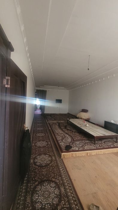 " СРОЧНО " 1000 м² зиёд Ховли жой сотилади!