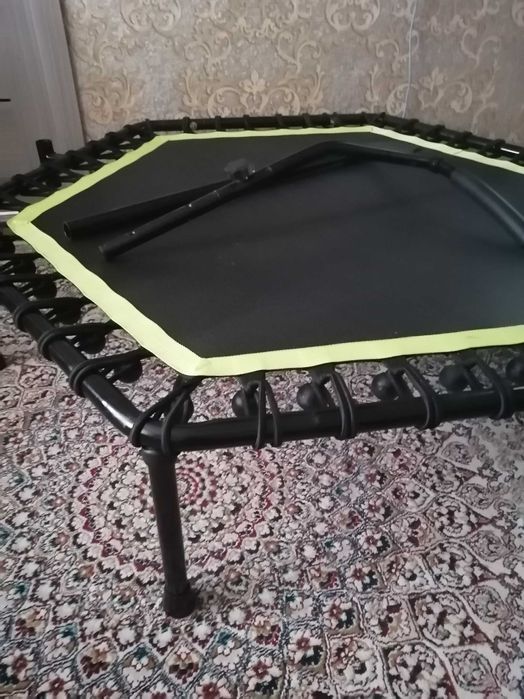 Продам фитнес батут