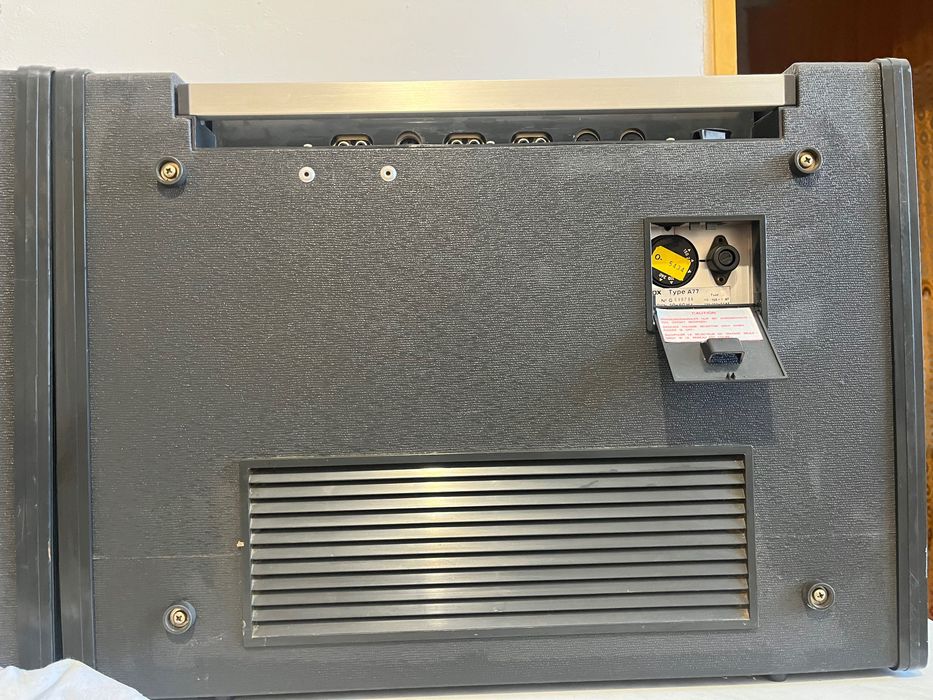 Vand doua magnetofoane Revix a77 in doua/ patru piste