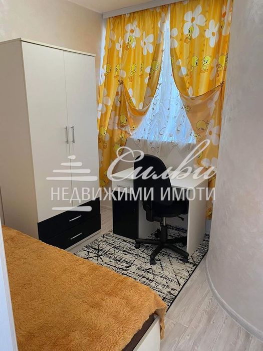 Дава се под наем Тристаен апартамент в Шумен, Център - 70 кв.м за 357 € - Снимка #8