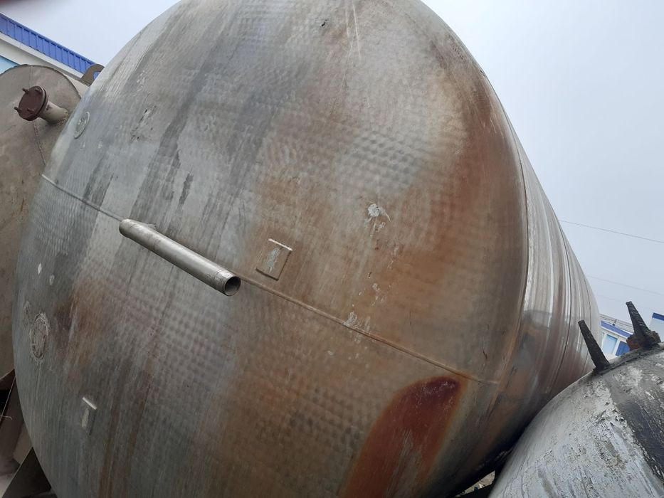 ЁМКОСТЬ из нержавеющий сталли