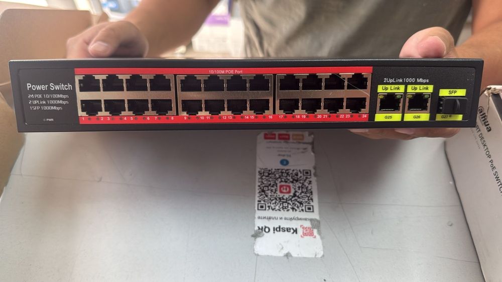 Swithch poe 24 port