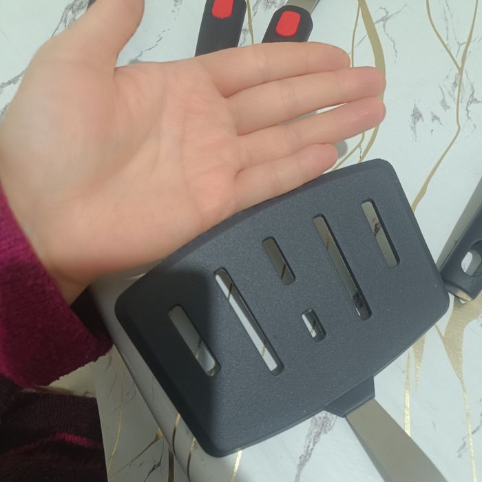 Набор силиконовых лопаток.