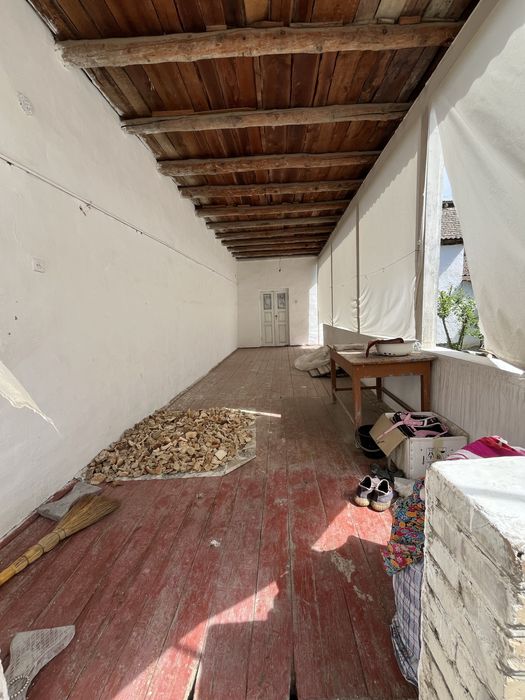 Продаётся дом в центре города, 4 соток 6 комнат