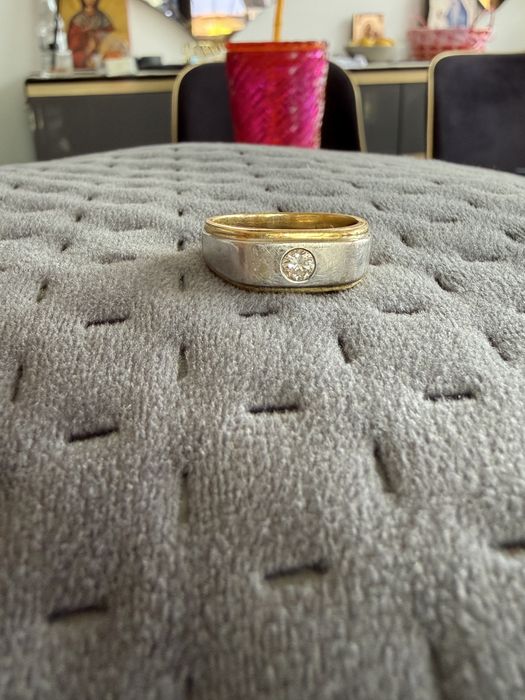 Inel barbatesc 18k cu diamant