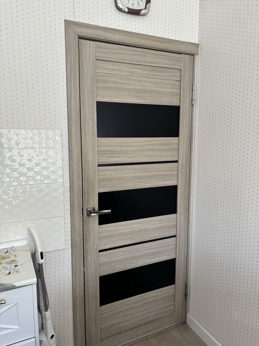 Продам б/у двери в хорошем состояние