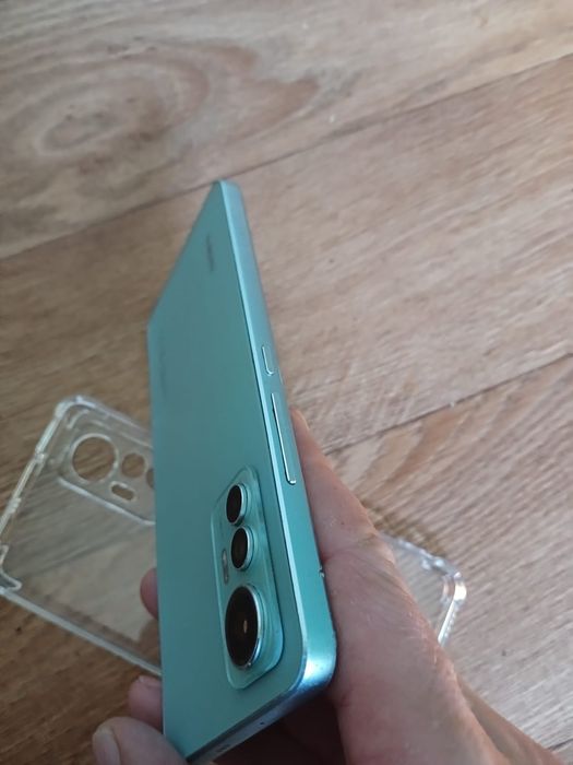 Xiaomi 12 lait . Продаю.