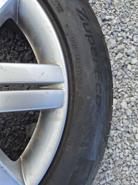 Гуми с джанти 17 5х112 от Пасат