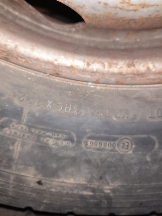 Roata 8 prezoane Michelin  265/70 R 19,5