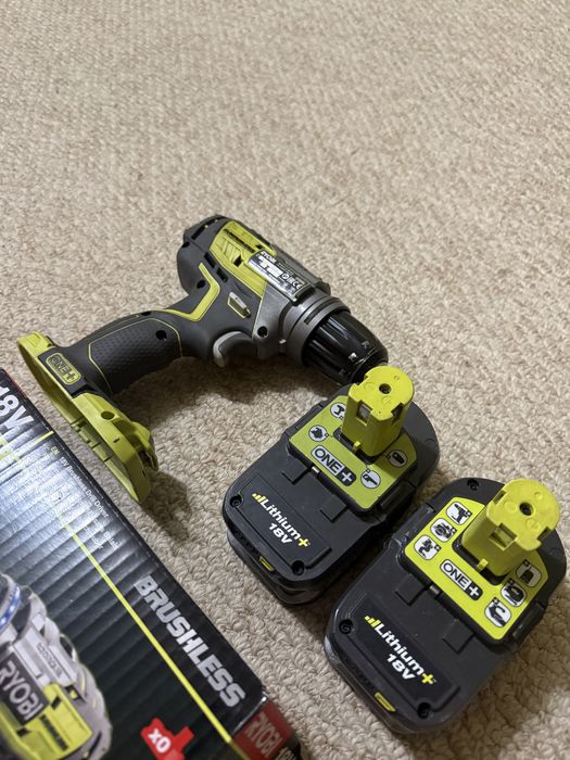 Шуруповерт Ryobi