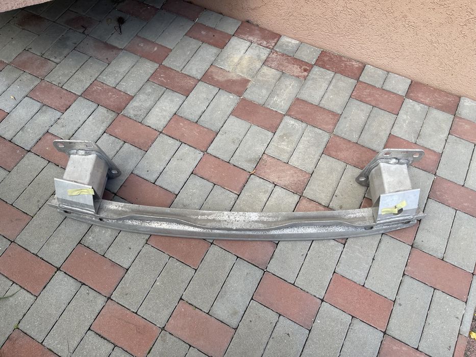 Audi Q7 4M Bară ranforsare spate 4M0807309