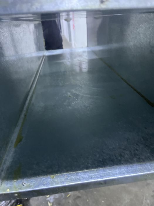 Чистка вытяжкий.