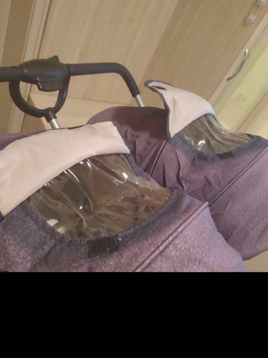 Количка за близнаци