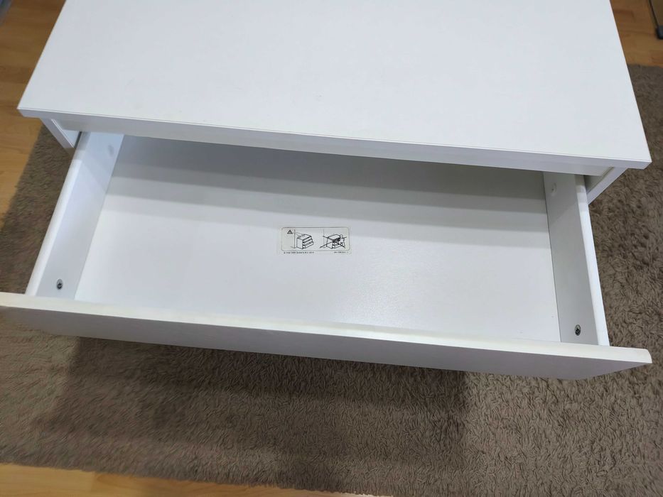 MALM
скрин с 3 чекмеджета