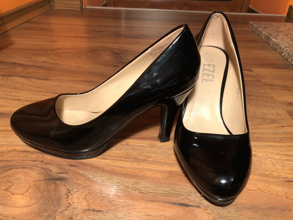 Дамски черни обувки 36 номер