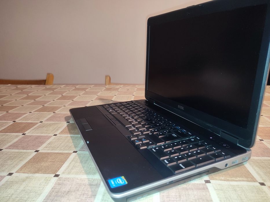 Laptop Dell Latitude E6540