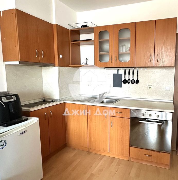Продава се Двустаен апартамент в к.к. Слънчев бряг - 72 кв.м за 531 €/кв.м - Снимка #2