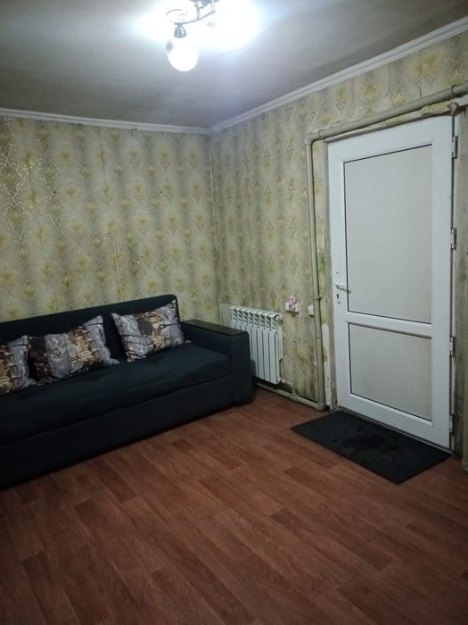 Уютный трёхкомнатный дом в 14 микрорайоне - заезжай и живи